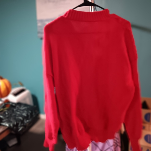 Red Cable Knit Women's Sweater - Picture 4 of 5